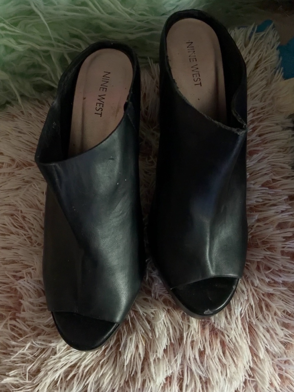 Nine West Black Leather Open-Toe Slide Mules